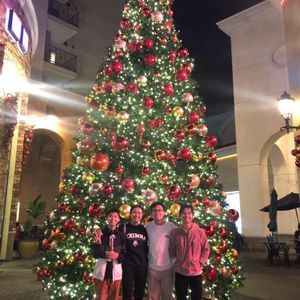 Meet your Posher, Hak